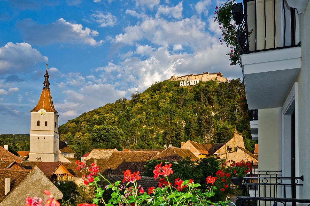 Radsor Hotel Rîşnov Esterno foto